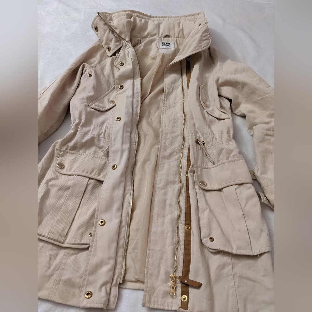 Vero Moda jacket - Picture 2 of 8